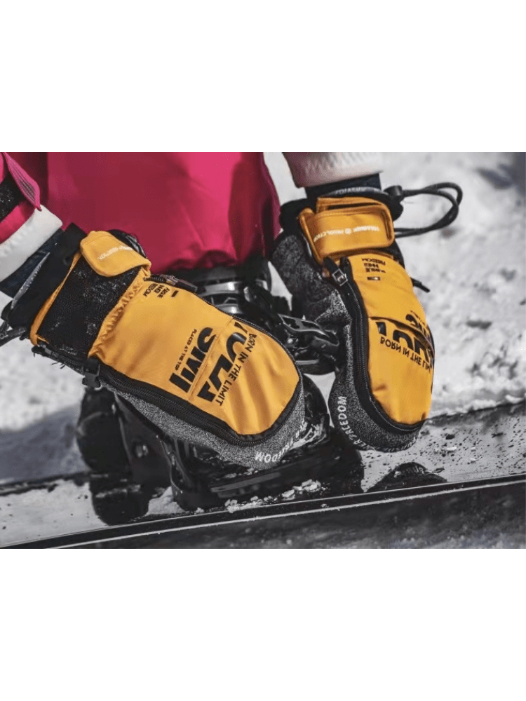 Tolasmik Unisex Professional Carving Snowboard Gloves.